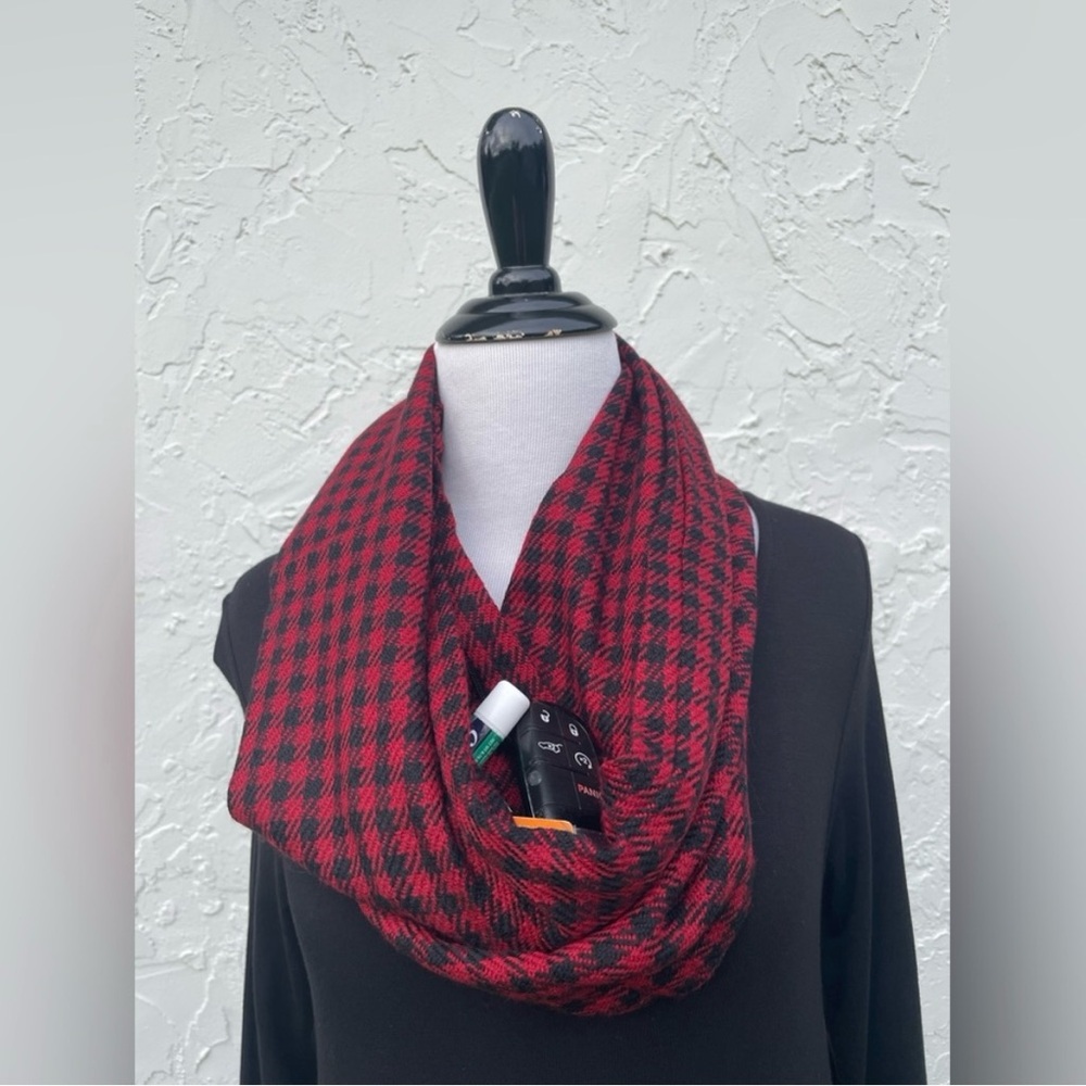 NWT Black & Red Infinity Scarf With Hidden Zip Pocket
